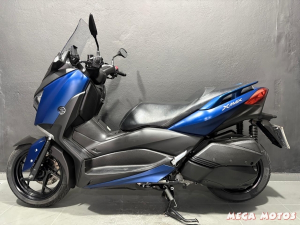 Foto Miniatura Yamaha XMAX 250 ABS 2021