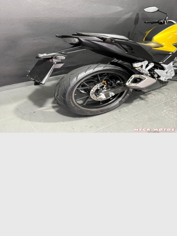 Foto Miniatura Honda CB 300 F TWISTER ABS 2023