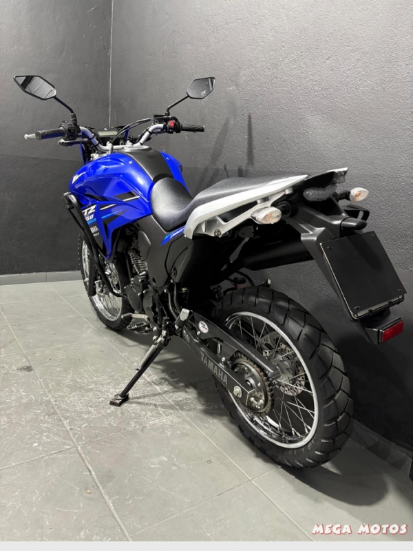 Foto Miniatura Yamaha LANDER 250 ABS 2024
