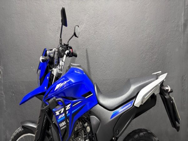Foto Miniatura Yamaha LANDER 250 ABS 2024