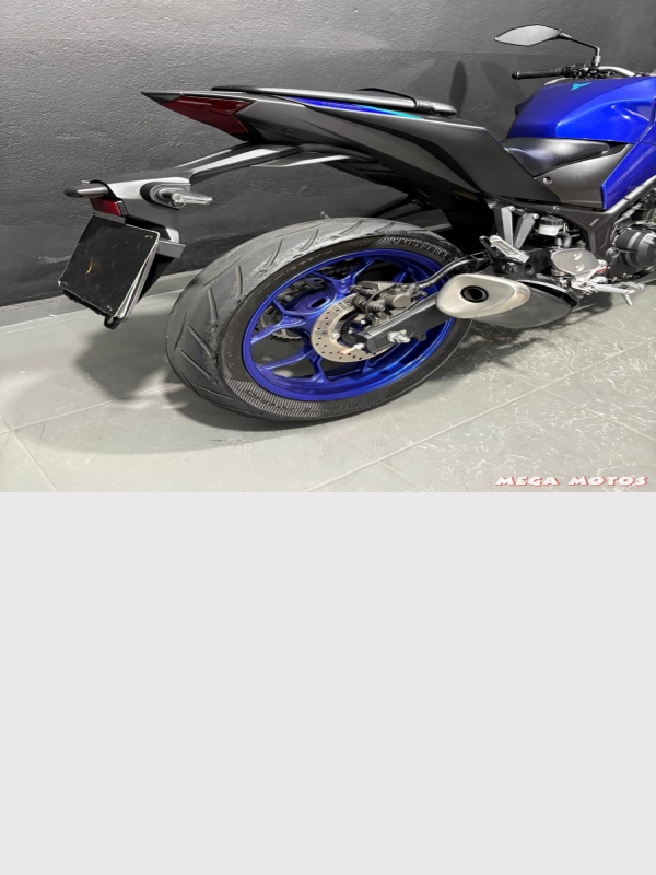 Foto Miniatura Yamaha MT 03 ABS 2025
