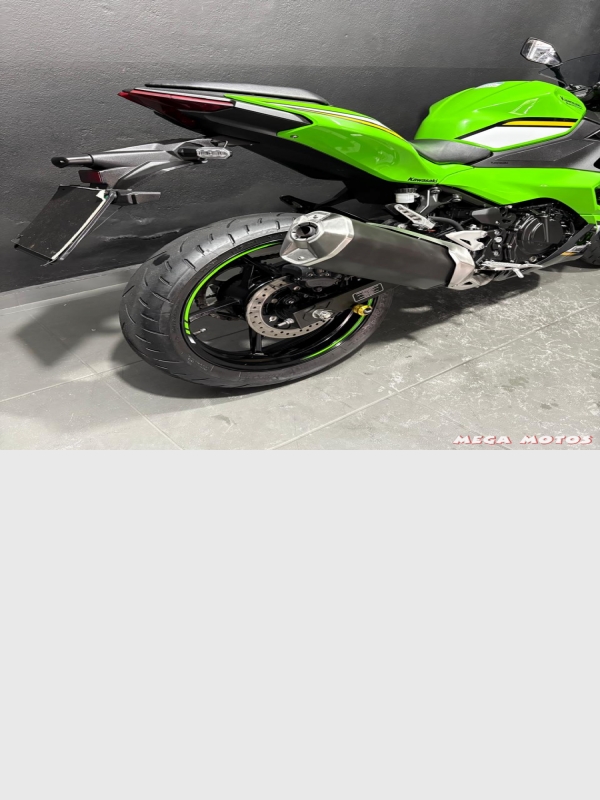 Foto Miniatura Kawasaki NINJA 500 SE ABS 2025