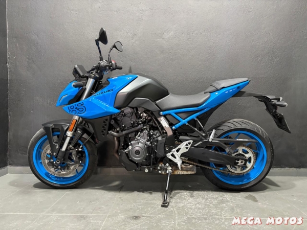 Foto Miniatura Suzuki GSX-8S 2025