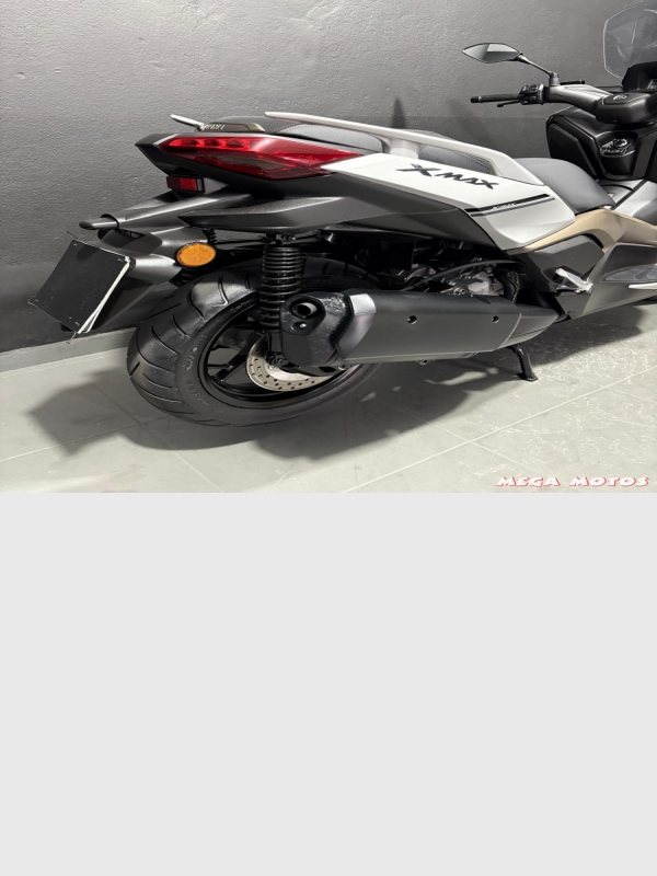 Foto Miniatura Yamaha XMAX 250 ABS CONNECTED 2025
