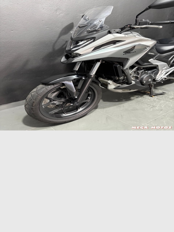 Foto Miniatura Honda NC 750 X ABS 2024