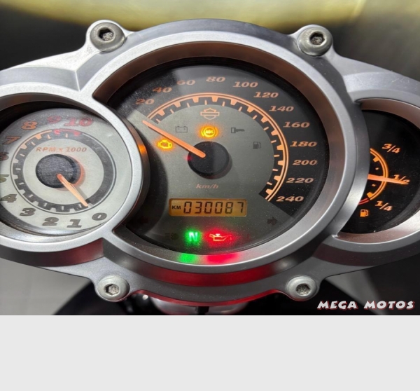 Foto Miniatura Harley Davidson VROD MUSCLE 1250 VRSCF 2012