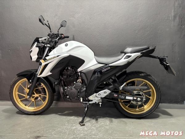 Foto Miniatura Yamaha FAZER 250 FZ 25 ABS CONNECTED 2025