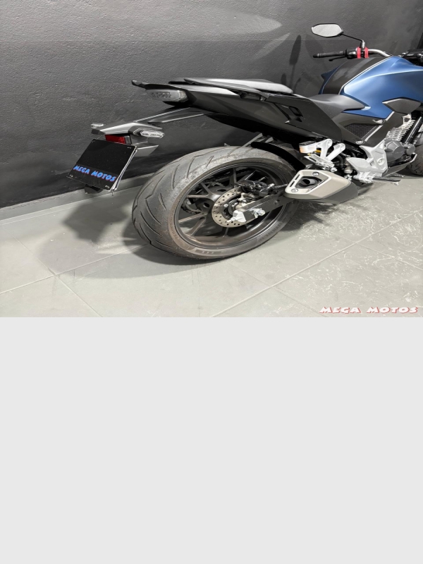 Foto Miniatura Honda CB 300 F TWISTER ABS 2025