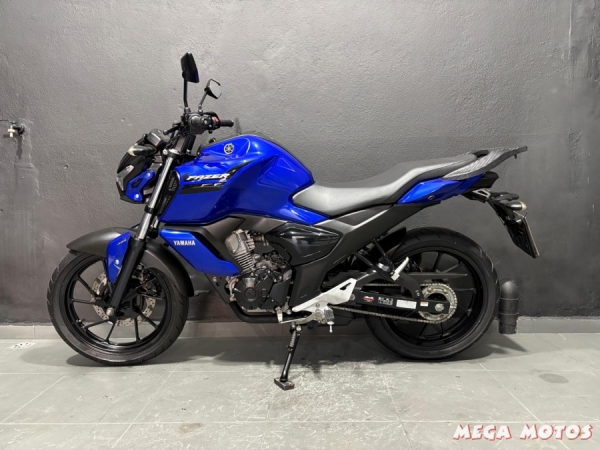 Foto Miniatura Yamaha FZ 15 FAZER 150 ABS 2024