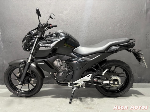 Foto Miniatura Yamaha FAZ 15 ABS 2023