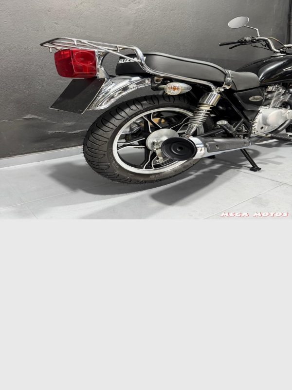 Foto Miniatura Suzuki INTRUDER 125 2011