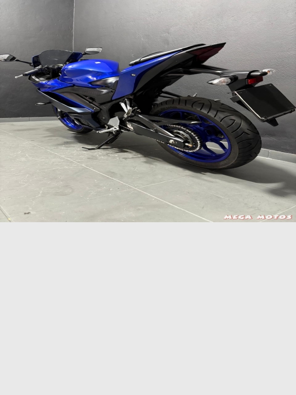 Foto Miniatura Yamaha R3 ABS 2023