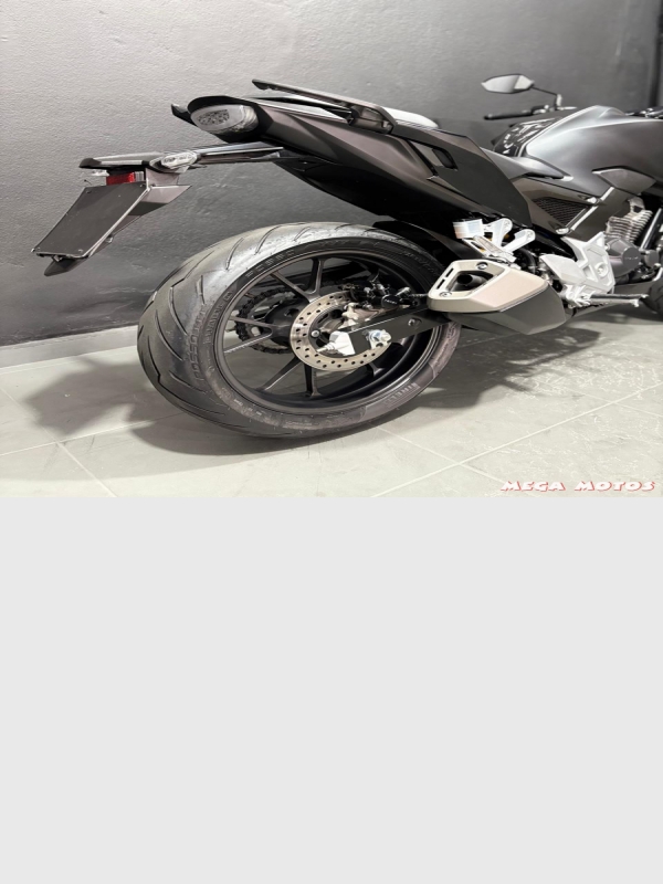 Foto Miniatura Honda CB 300 F TWISTER CBS 2025