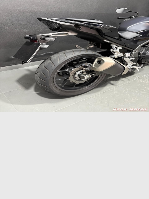 Foto Miniatura Honda CB 500 F ABS 2024