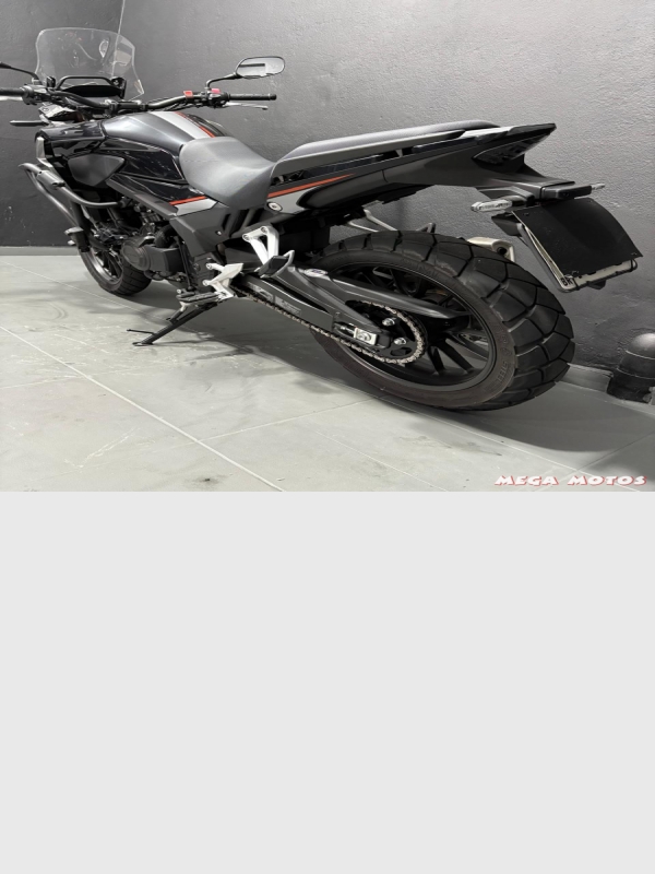 Foto Miniatura Honda CB 500 X ABS 2022