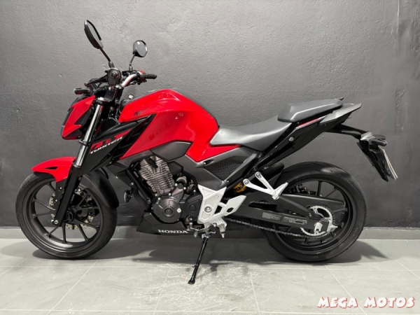 Foto Miniatura Honda CB 300 F TWISTER ABS 2024