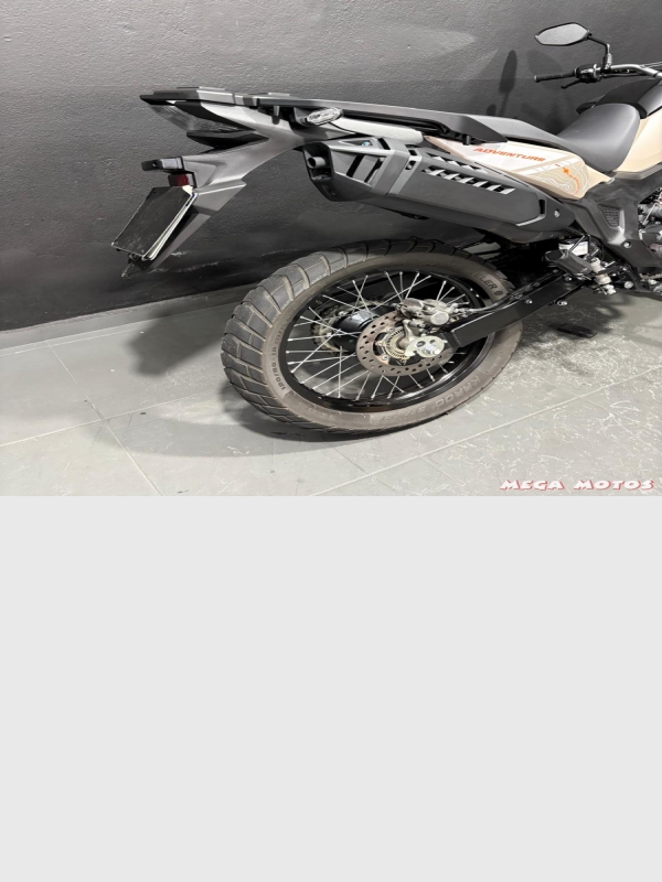 Foto Miniatura Honda SAHARA 300 ADV ABS 2026