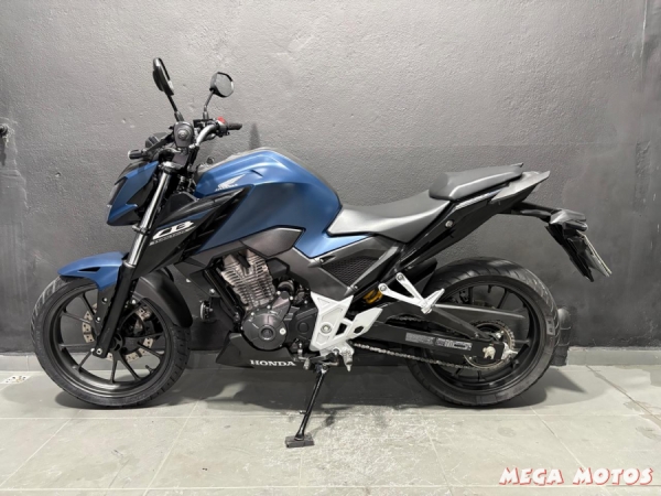 Foto Miniatura Honda CB 300 F TWISTER ABS 2025