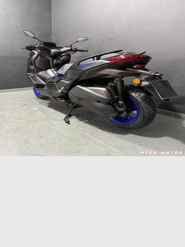 Foto Miniatura Yamaha XMAX 300 ABS CONNECTED 2026