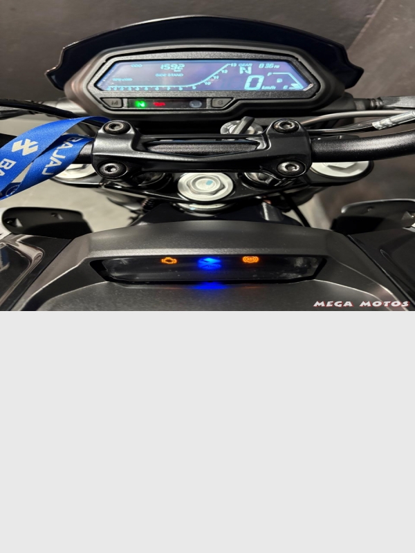 Foto Miniatura BAJAJ DOMINAR 250 ABS 2025
