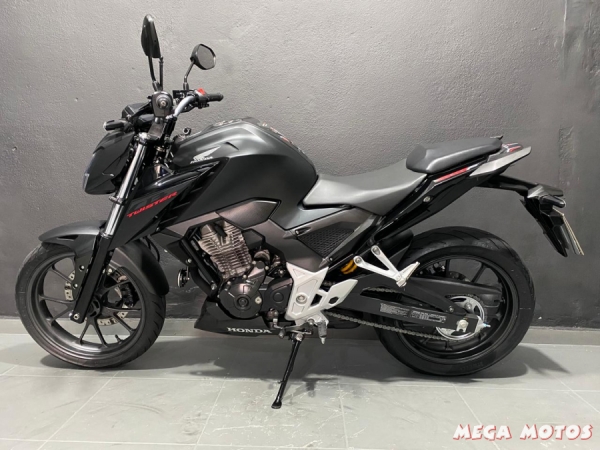Foto Miniatura Honda CB 300 F CBS 2024