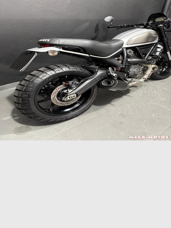 Foto Miniatura DUCATI SCRAMBLER 800 ICON 2018