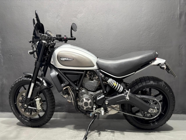 Foto Miniatura DUCATI SCRAMBLER 800 ICON 2018
