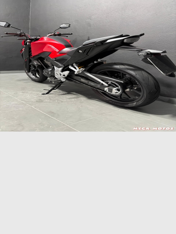 Foto Miniatura Honda CB 300 F TWISTER ABS 2024