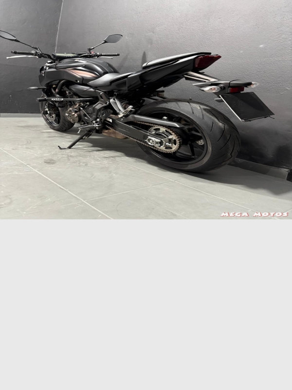 Foto Miniatura Yamaha MT 07 ABS 2023