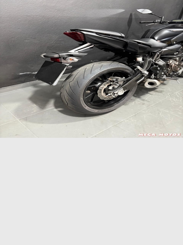 Foto Miniatura Yamaha MT 07 ABS 2023
