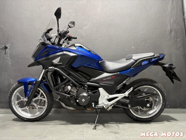 Foto Miniatura Honda NC 750 X ABS 2020
