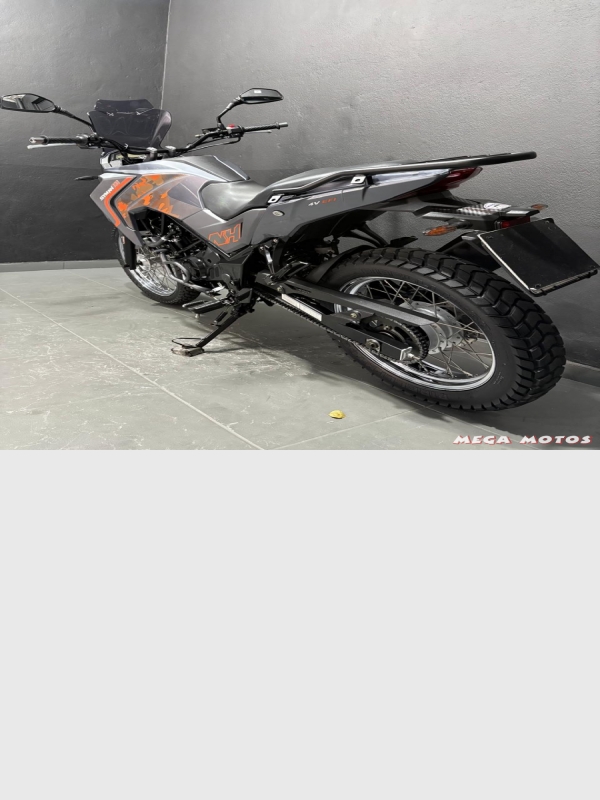 Foto Miniatura DAFRA NH 190 CBS 2023