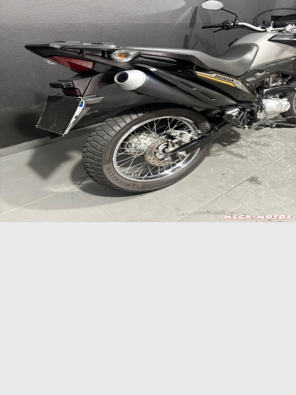 Foto Miniatura Honda BROS 160 ESDD 2022