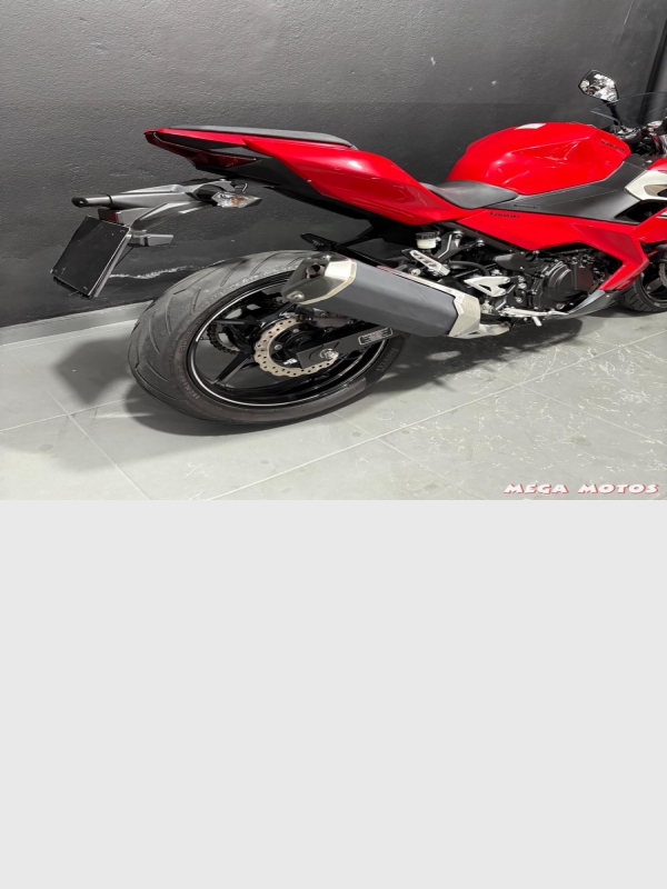 Foto Miniatura Kawasaki NINJA 400 ABS 2021