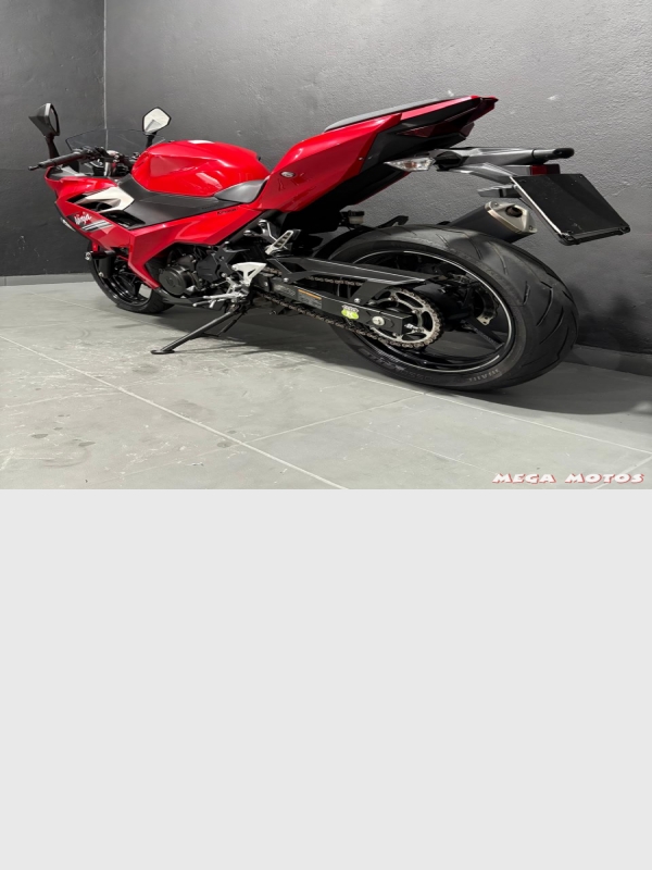Foto Miniatura Kawasaki NINJA 400 ABS 2021