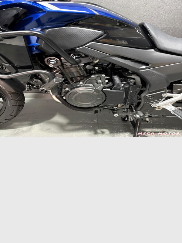 Foto Miniatura Honda CB 500 X ABS 2024