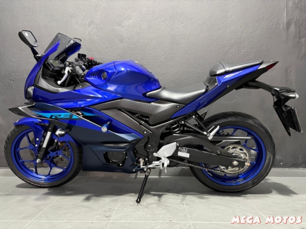 Foto Miniatura Yamaha R3 ABS 2025