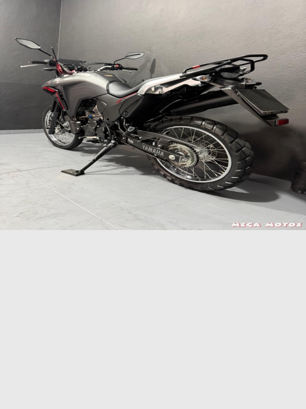 Foto Miniatura Yamaha XTZ 250 LANDER ABS CONNECTED 2025