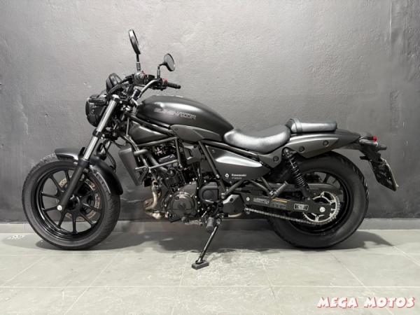 Foto Miniatura Kawasaki ELIMINATOR 500 ABS 2025