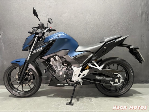 Foto Miniatura Honda CB 300 F TWISTER ABS 2025