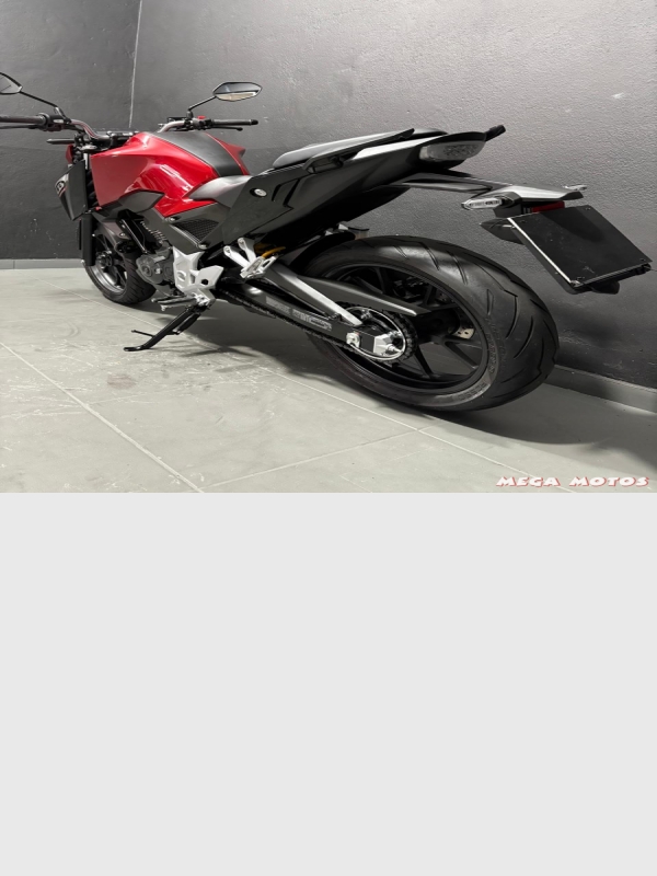 Foto Miniatura Honda CB 300 F TWISTER ABS 2025