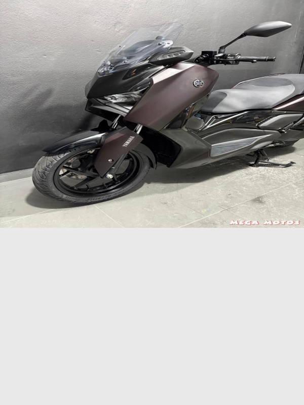 Foto Miniatura Yamaha XMAX 300 ABS CONNECTED 2026